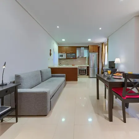 Holidays2Malaga Lazcano High Wifi & French Balcony Buitenkant foto
